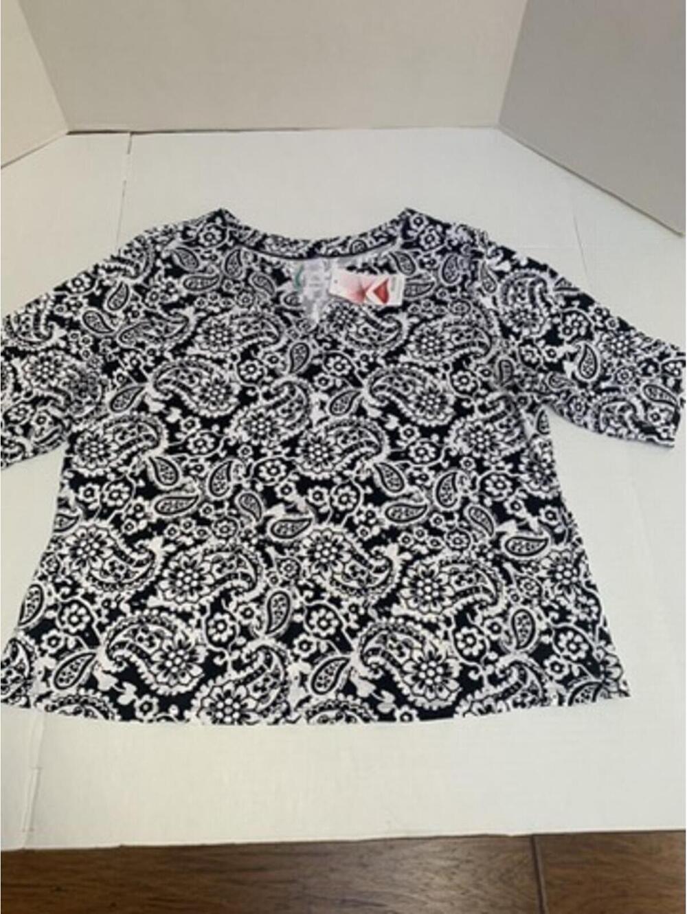 NWT Swim 365 Size 18-20 Womans Swim Top Shirt
